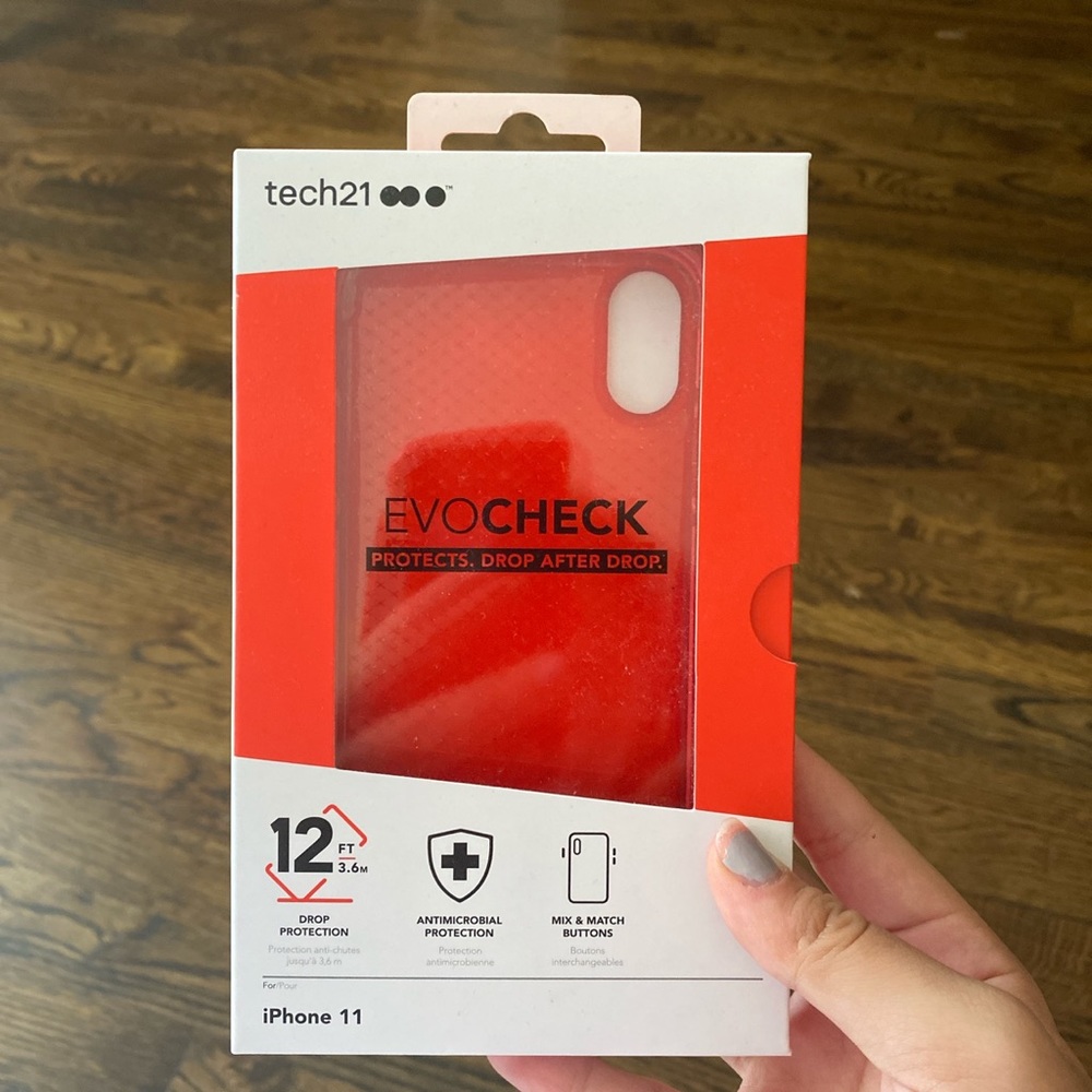 BRAND NEW TECH21 PHONE CASE
